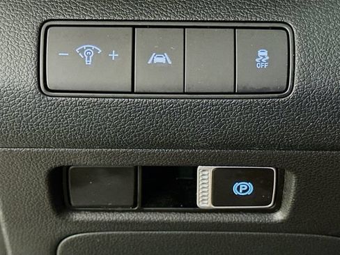 Used 2023 Hyundai Santa Fe SE FWD image 19