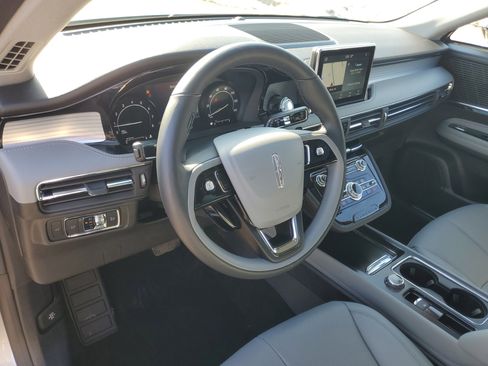 Certified 2022 Lincoln Corsair AWD w/ Premium Package image 13