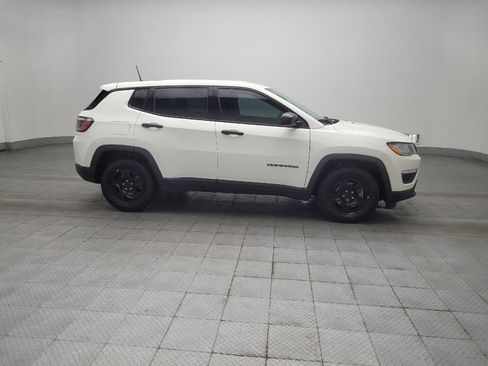 Used 2019 Jeep Compass Sport FWD image 10