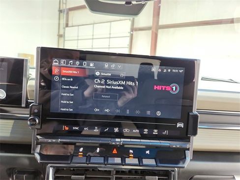 New 2026 GMC Hummer EV 4x4 Crew Cab image 28