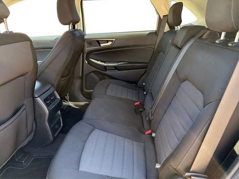 Used 2022 Ford Edge SE w/ Black Appearance Package AWD/4WD image 11
