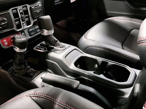 New 2026 Jeep Wrangler Unlimited Rubicon w/ Safety Group image 9