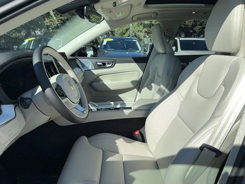 New 2026 Volvo XC60 B5 Ultra w/ Climate Package image 12