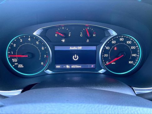 Used 2023 Chevrolet Traverse RS AWD/4WD image 16