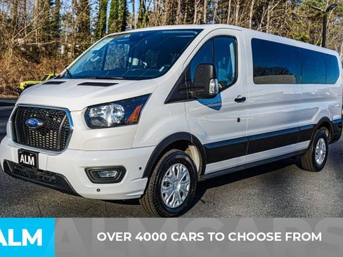 Used 2024 Ford Transit 350 XLT RWD image 3