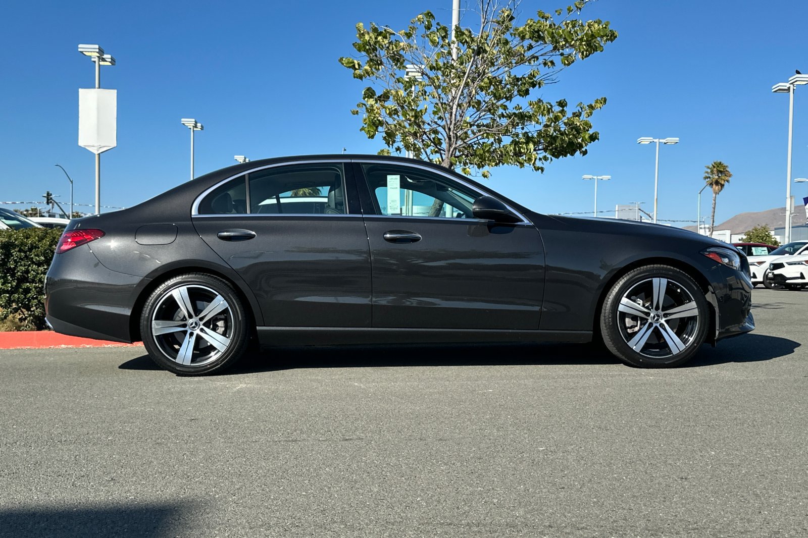 Used 2022 Mercedes-Benz C 300 Sedan image 3