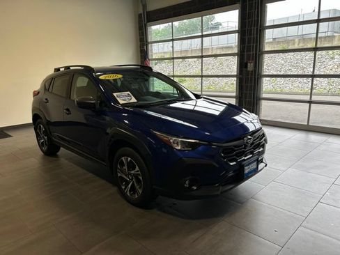 Used 2026 Subaru Crosstrek 2.5i Premium AWD/4WD image 2