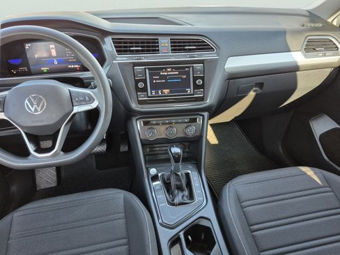 Used 2022 Volkswagen Tiguan S FWD image 14