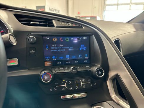 Used 2016 Chevrolet Corvette Z06 w/ 2LZ Preferred Equipment Group image 27