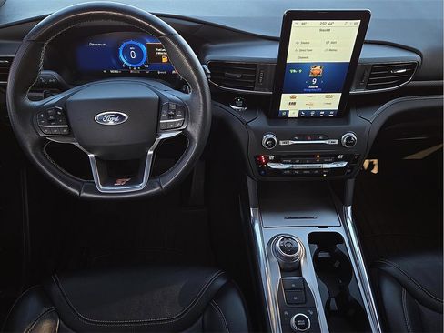 Used 2020 Ford Explorer ST w/ Premium Technology Package image 12