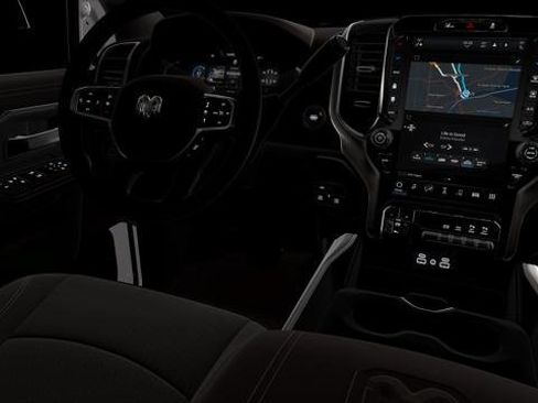 New 2026 RAM 2500 Laramie AWD/4WD image 33