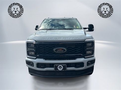 New 2026 Ford F250 XLT w/ XLT Premium Package image 2