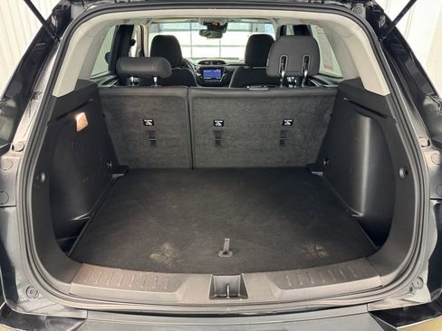 Used 2022 Chevrolet TrailBlazer LT w/ Convenience Package image 23