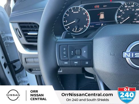 New 2026 Nissan Rogue SV FWD image 19