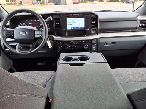 Used 2023 Ford F250 XLT image 18