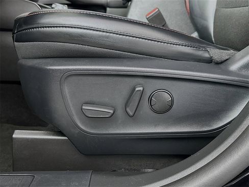 Used 2025 Ford Escape ST-Line Select image 22