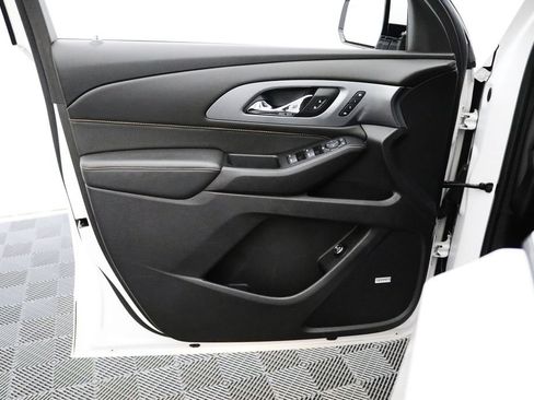 Used 2018 Chevrolet Traverse Premier AWD/4WD image 13
