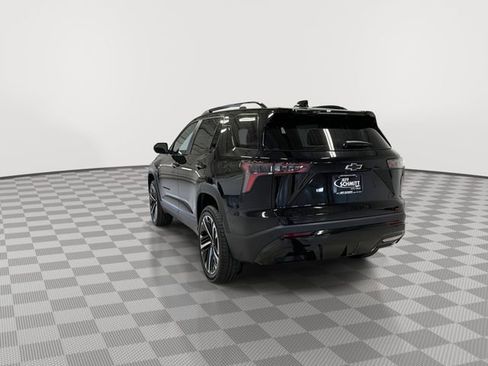 New 2026 Chevrolet Equinox RS w/ LPO, Floor Liner Package image 8