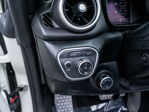 Used 2015 Ferrari California T RWD image 28