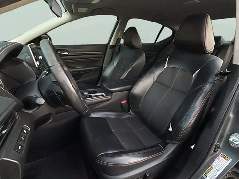 Used 2019 Nissan Altima 2.5 SR image 12