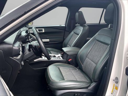 Used 2023 Ford Explorer Timberline w/ Timberline Technology Package AWD/4WD image 16