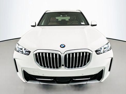 New 2026 BMW X5 xDrive40i image 2