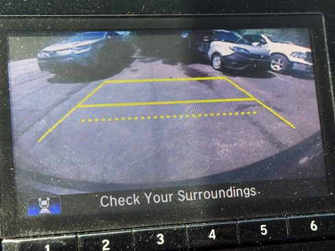 Used 2018 Honda CR-V LX image 22