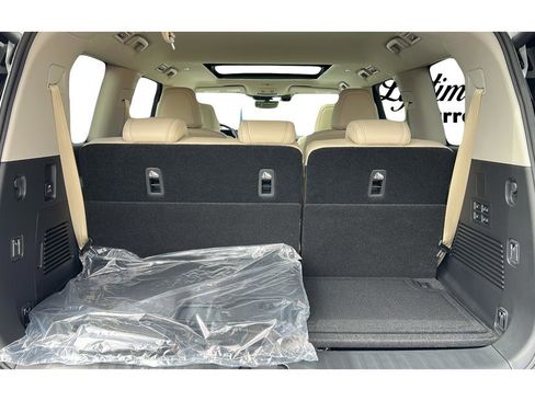 New 2026 Nissan Armada Platinum RWD image 9