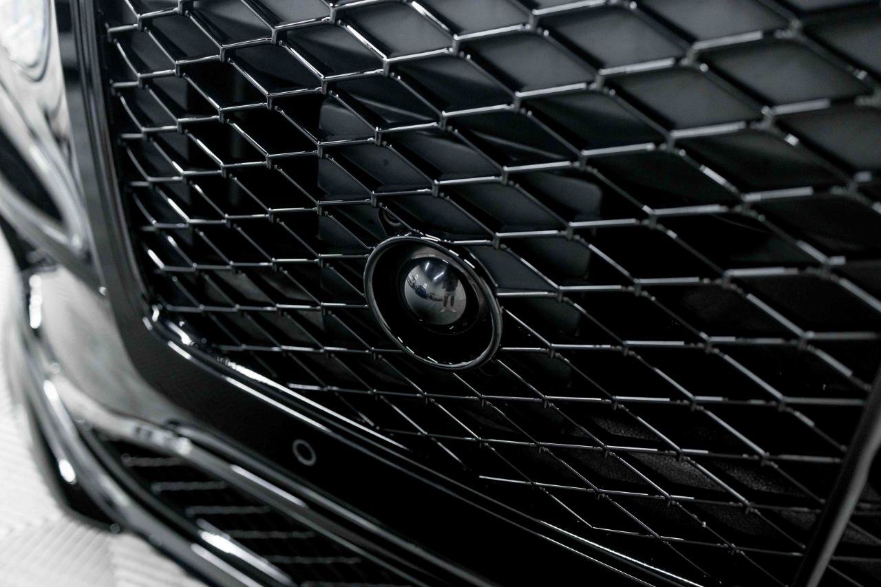 Used 2025 Bentley Flying Spur Plug-In Hybrid AWD/4WD image 16