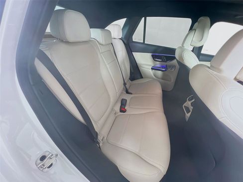 New 2026 Mercedes-Benz GLC 300 4MATIC image 27