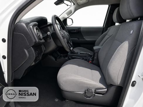 Used 2021 Toyota Tacoma SR RWD image 7