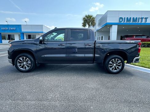 Used 2023 Chevrolet Silverado 1500 LT AWD/4WD image 8