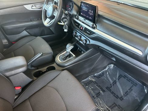 Certified 2023 Kia Forte LXS FWD image 19