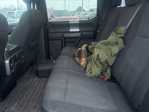 Used 2017 Ford F150 XLT w/ Equipment Group 302A Luxury image 9