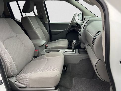 Used 2019 Nissan Frontier SV w/ Value Truck Package image 15