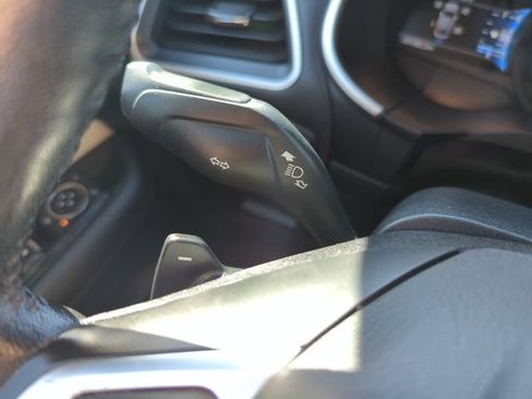 Used 2016 Ford Edge SEL w/ Equipment Group 201A FWD image 40