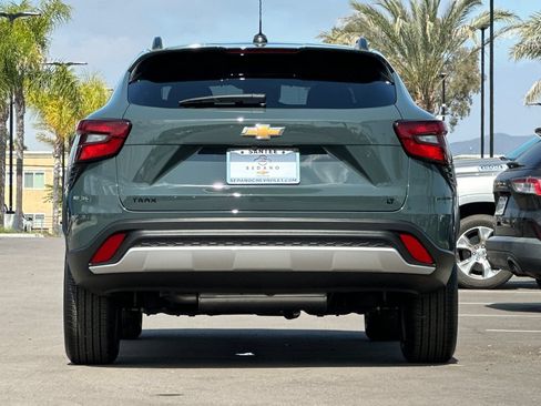 New 2026 Chevrolet Trax LT FWD image 5