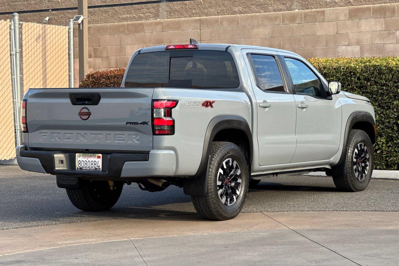 Used 2024 Nissan Frontier PRO-4X w/ Off-Road Protection Package AWD/4WD image 4