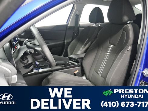 Used 2023 Hyundai Elantra SEL image 10