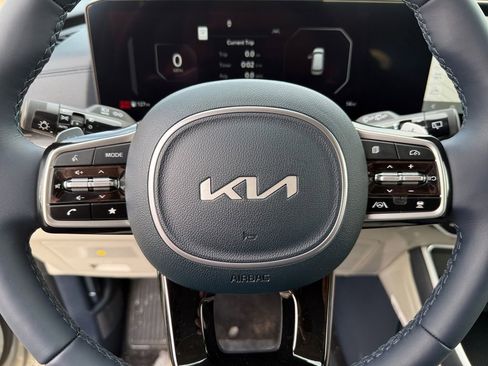 New 2026 Kia Carnival SX Prestige image 24