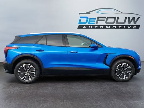 New 2026 Chevrolet Blazer EV LT image 2