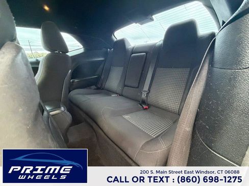 Used 2015 Dodge Challenger SXT w/ Super Sport Group (SS/T) RWD image 11
