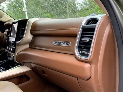 Used 2021 RAM 1500 Laramie image 17