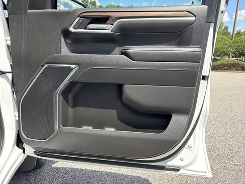 Used 2022 Chevrolet Silverado 1500 LT w/ Safety Package RWD image 28