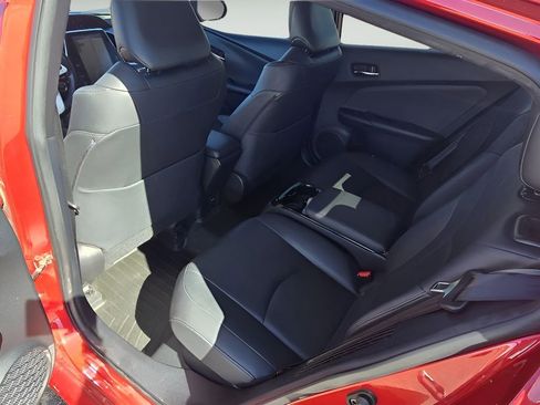 Used 2017 Toyota Prius Prime Premium w/ Carpet Mat Package image 15