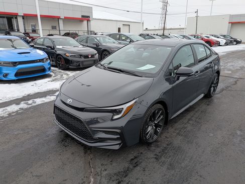 Certified 2025 Toyota Corolla XSE image 4