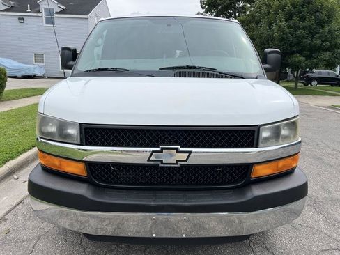 Used 2013 Chevrolet Express 3500 LT w/ LT Preferred Equipment Group RWD image 3