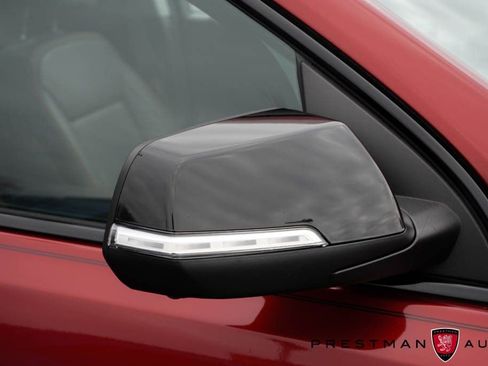 Used 2023 GMC Acadia AT4 w/ Technology Package image 15