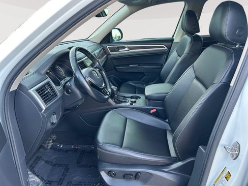Used 2019 Volkswagen Atlas SE w/ Towing Package AWD/4WD image 5