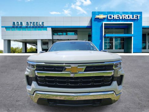 Used 2023 Chevrolet Silverado 1500 LT w/ Safety Package RWD image 2
